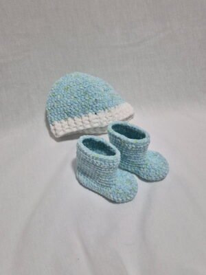 Baby hat and booties